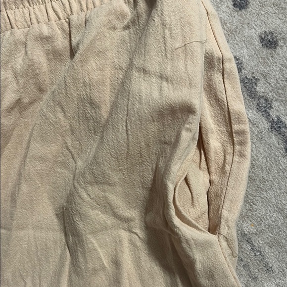 Women’s Linen Beige Pants - Picture 2 of 6